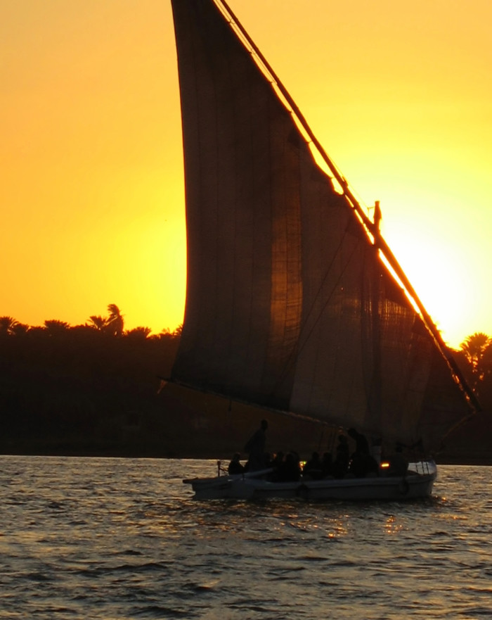 To Do: Breaking fast in the Nile